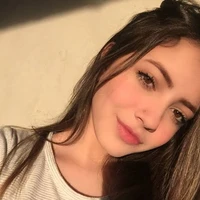 Lara amiga da Luna