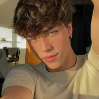 andriu veles guevara(gemelo de andrea)