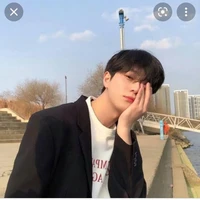 เมก้า(เพื่อนพระเอก)