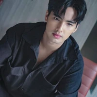 บิว (พ่อมินตัน)