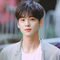 โอม(เพื่อนน.อ)