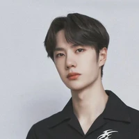 ไวน์(พระเอก)