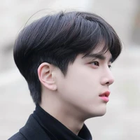 วายุ (เพื่อนพระเอก)