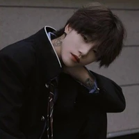 คัตสึยะ (น้องชายบุญธรรม น.อ.)🍓