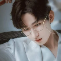 นิก(เลขาพระเอก)