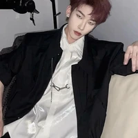 กล้อง(พ่อพระเอก)