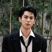 ภาคิน👑(พระเอก)