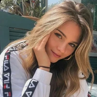 Aitana (15 años)