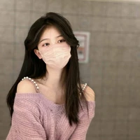 นาน่า/นายเอกปลอมหญิง😊