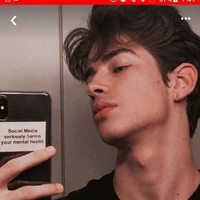 Carlos Rojas[22][1,80]