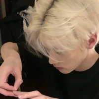 หม่อน[พระเอก]