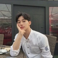 ข่ายเฟิง(พ่อนายเอก)