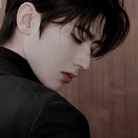 บาส(เพื่อนพระเอก)