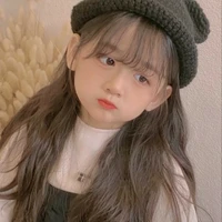 พลอย(ตอนเด็ก)