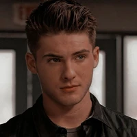 Theo Winchester