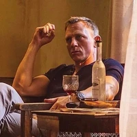 Alek Ivanova (38)