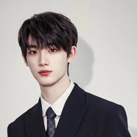 ไนท์[พระเอก]