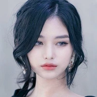 นีน่า