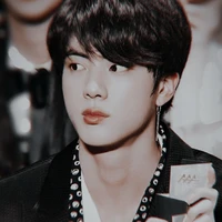 Kenta Kaisar Elizabeth²