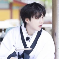 YOONGI