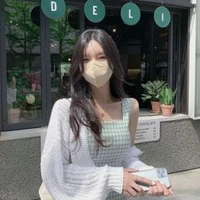 แพรว(นางเอก)