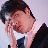 LEO DAVIES(DOKTER PRIBADI)