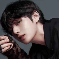 เบส(เพิ่อน-พอ)