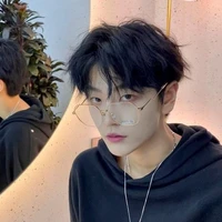 คริส(เพื่อนนางเอก)