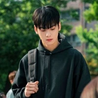ไนร์(เพื่อนพระเอก+พี่ของเพื่อนนางเอก)
