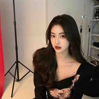 Veluna Wang