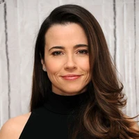 Alena Knight ( Atlas mom)