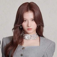 Mina Zhao (mama Jung)