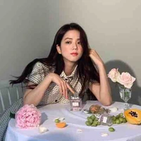 เพียงขวัญ(นางเอก+น้องเล็กเเต่ไม่แท้)