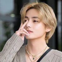 พิ้งค์//นายเอก