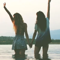 Ashley y Alice