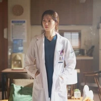 นิชา(หมอประจำตระกูลกิจิกูร)