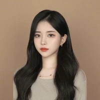 นํ้า(แม่บ้านตระกูลกิจิกูร)