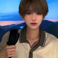 กลีน(นายเอก)