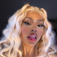 ÍSIS BARKER(Bolinho 🍩)