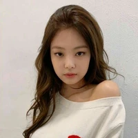 แอลลี่(เพื่อนนางเอก)