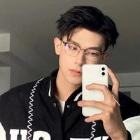 เบส(เพื่อนพระเอก)
