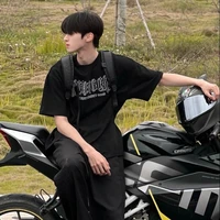 คิม(พี่ชายนายเอก)​