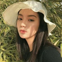 เมย์(พี่สาวพระเอก)​