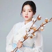 Kim Yoona (김 윤아)