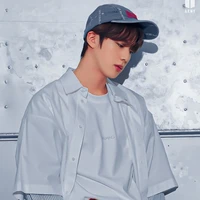 kim seokjin ᵕ̈߷