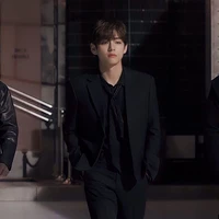 Kim V / tae