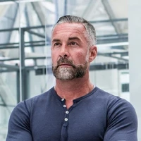 Jay (ex-padrasto de Isabela)