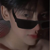 บาส(นายเอก)