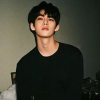 มินจุน( พี่ชาย นอ. )