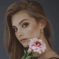 Amelia Davis/Isabelle D